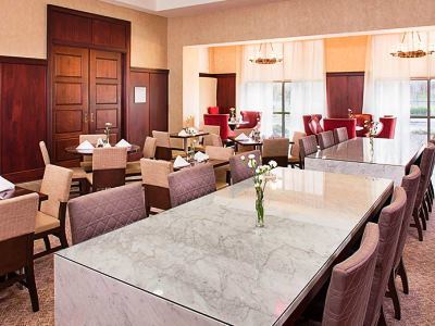 Sheraton 3*